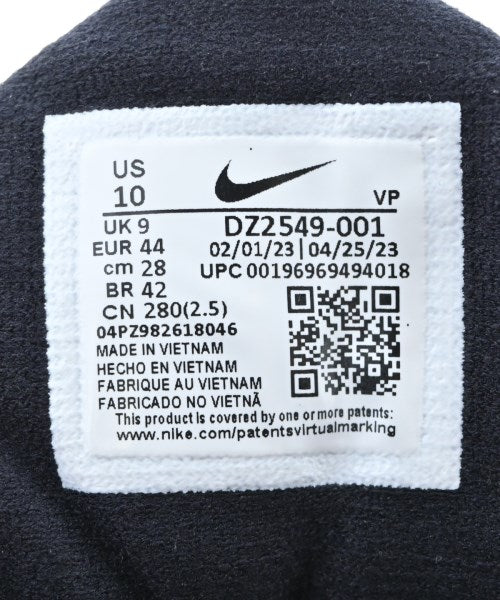 NIKE รองเท้าผ้าใบ