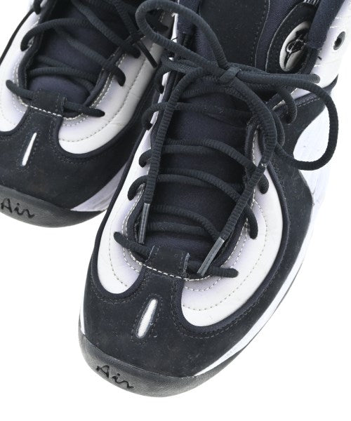NIKE รองเท้าผ้าใบ