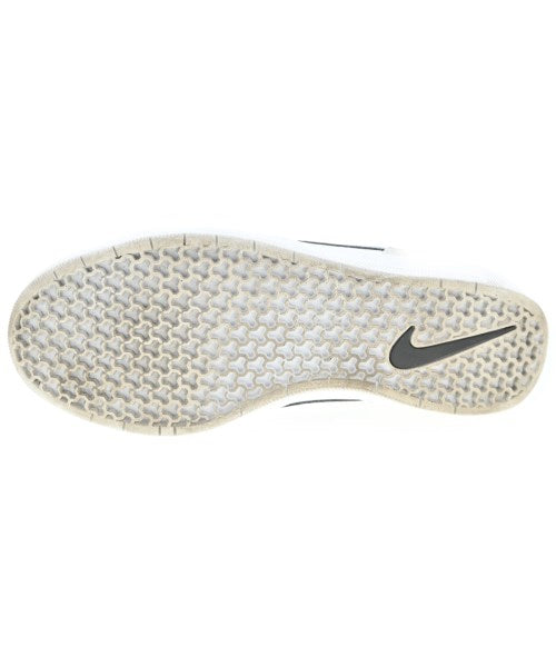 NIKE รองเท้าผ้าใบ
