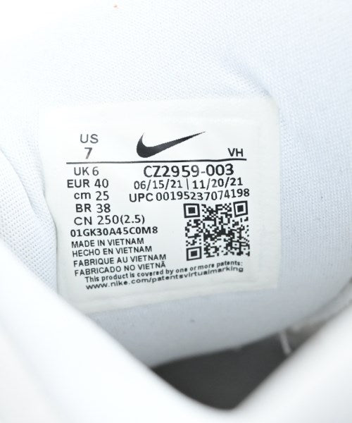 NIKE รองเท้าผ้าใบ
