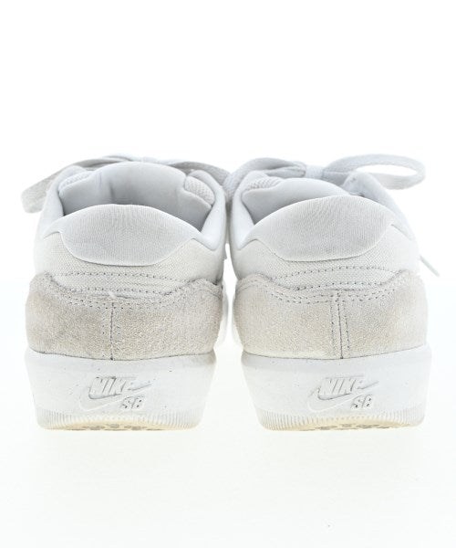 NIKE รองเท้าผ้าใบ