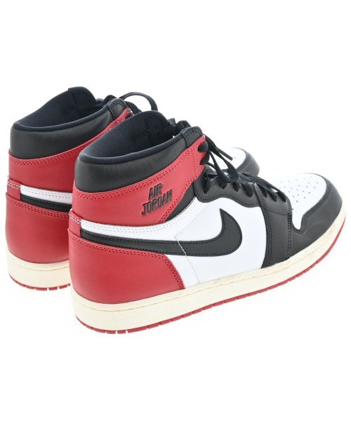 NIKE รองเท้าผ้าใบ