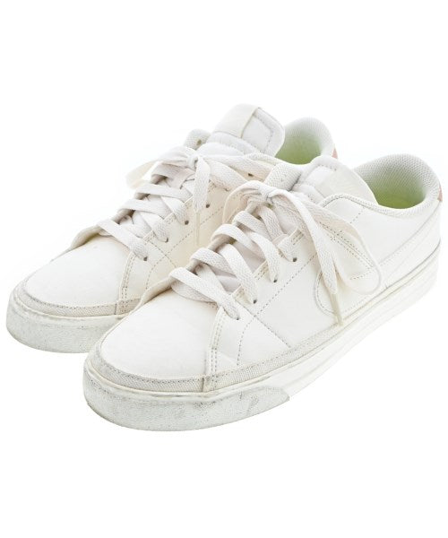 NIKE รองเท้าผ้าใบ