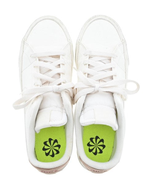 NIKE รองเท้าผ้าใบ
