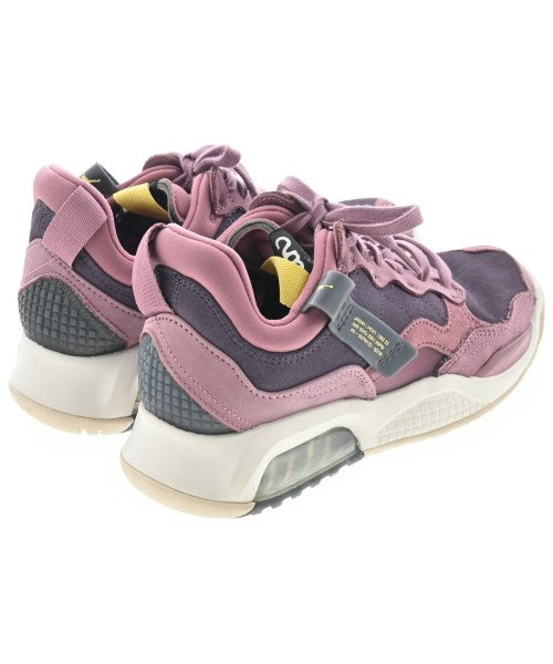 NIKE รองเท้าผ้าใบ