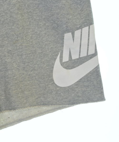 NIKE กางเกงขาสั้น
