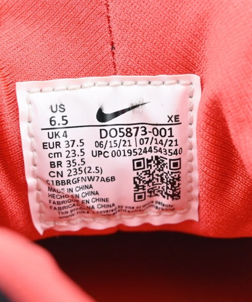 NIKE รองเท้าผ้าใบ