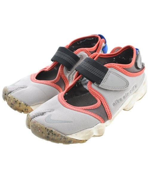 NIKE รองเท้าผ้าใบ