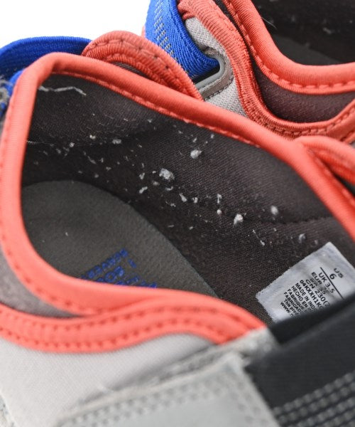 NIKE รองเท้าผ้าใบ