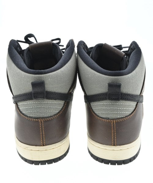 NIKE รองเท้าผ้าใบ