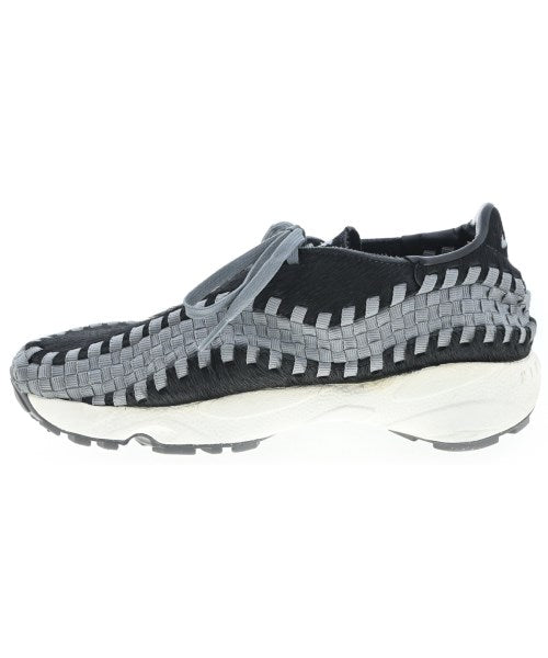 NIKE รองเท้าผ้าใบ