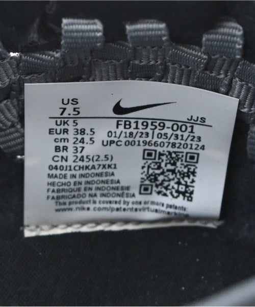 NIKE รองเท้าผ้าใบ