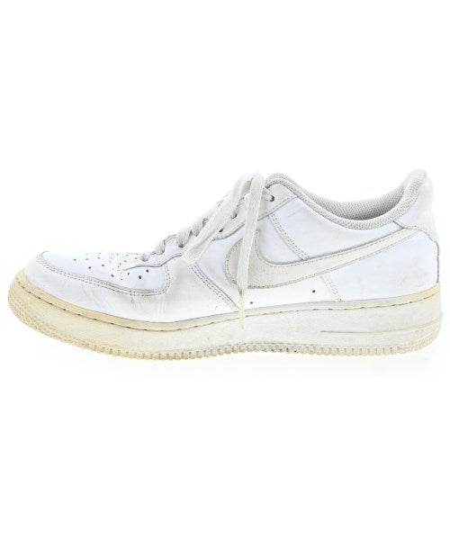NIKE รองเท้าผ้าใบ