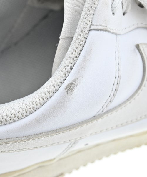 NIKE รองเท้าผ้าใบ