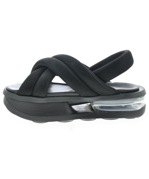 NIKE รองเท้าแตะ