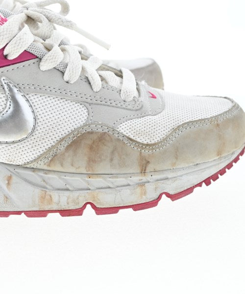 NIKE รองเท้าผ้าใบ