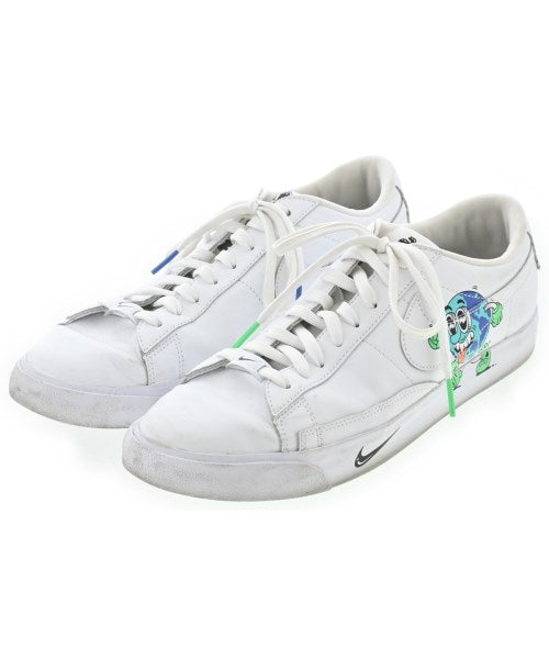 NIKE รองเท้าผ้าใบ