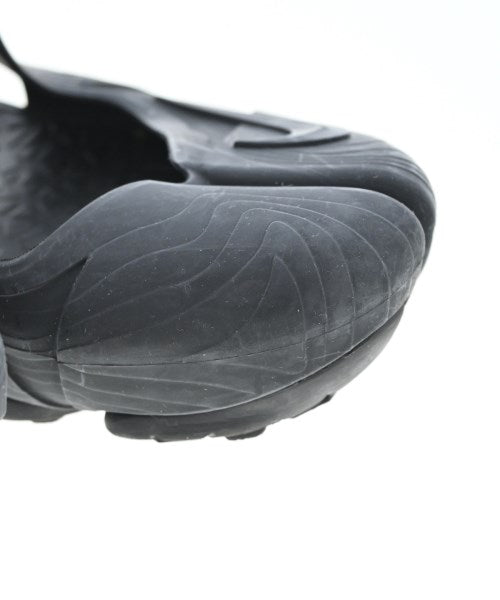 NIKE รองเท้าแตะ