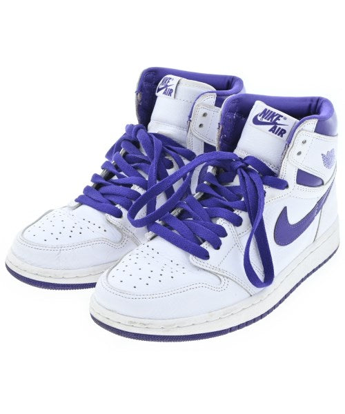 NIKE รองเท้าผ้าใบ