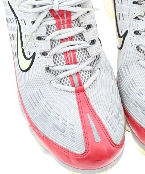 NIKE รองเท้าผ้าใบ