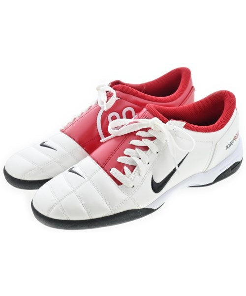 NIKE รองเท้าผ้าใบ