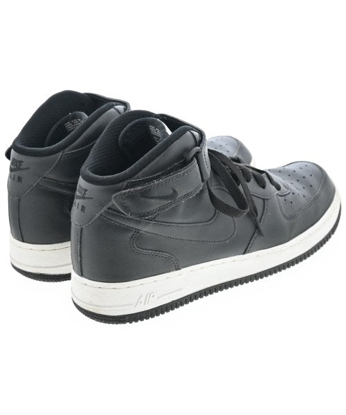 NIKE รองเท้าผ้าใบ
