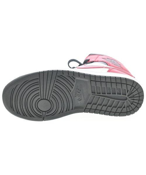 NIKE รองเท้าผ้าใบ