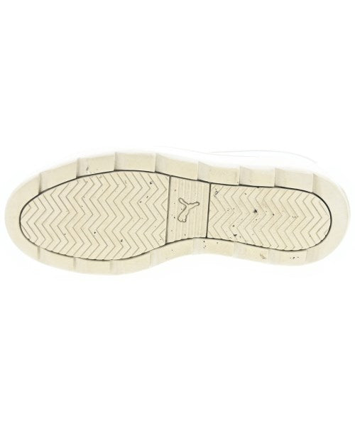 PUMA รองเท้าผ้าใบ