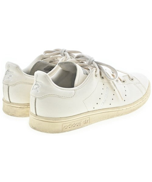 adidas รองเท้าผ้าใบ