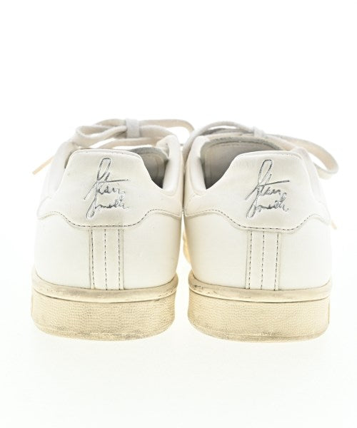 adidas รองเท้าผ้าใบ