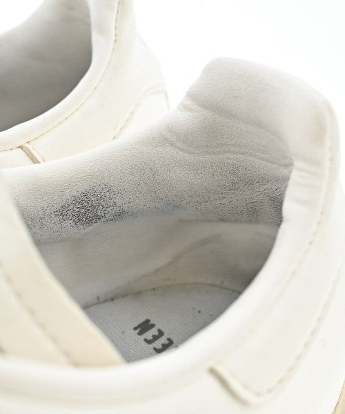 adidas รองเท้าผ้าใบ