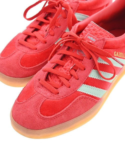 adidas รองเท้าผ้าใบ