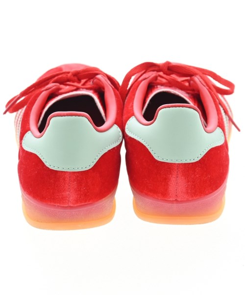 adidas รองเท้าผ้าใบ