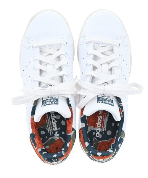 adidas รองเท้าผ้าใบ