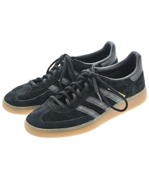 adidas รองเท้าผ้าใบ