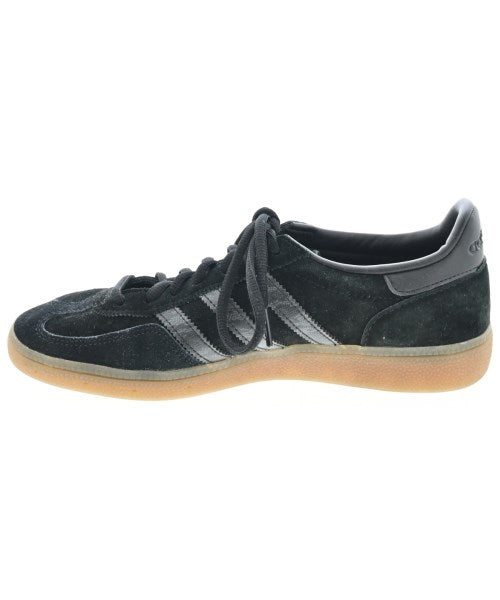 adidas รองเท้าผ้าใบ