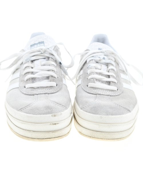 adidas รองเท้าผ้าใบ