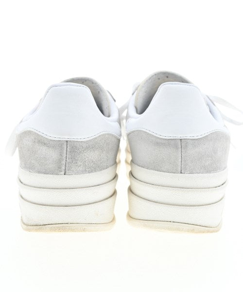 adidas รองเท้าผ้าใบ