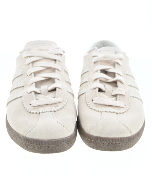adidas รองเท้าผ้าใบ