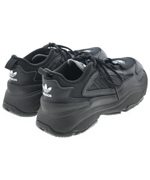 adidas รองเท้าผ้าใบ