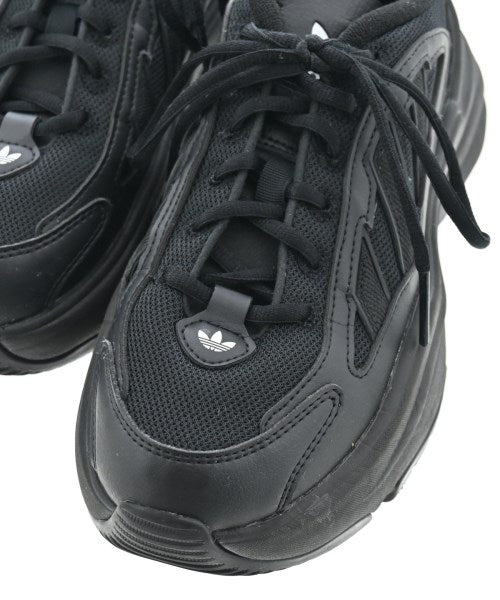 adidas รองเท้าผ้าใบ