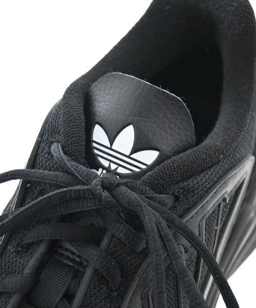 adidas รองเท้าผ้าใบ