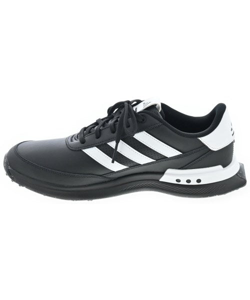 adidas รองเท้าผ้าใบ