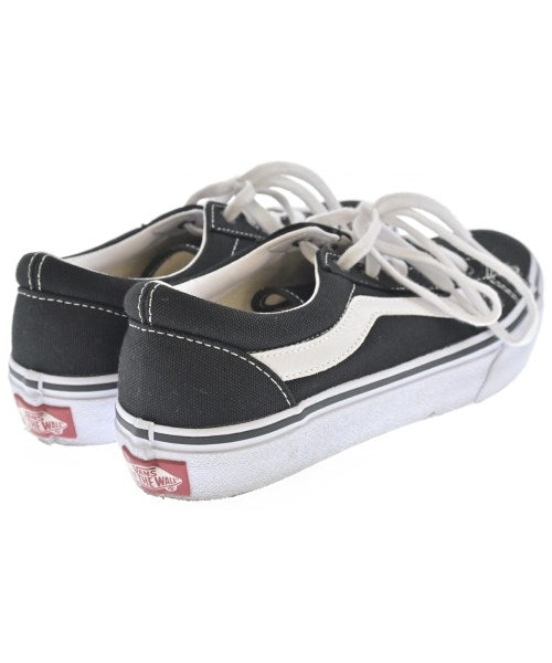VANS รองเท้าผ้าใบ