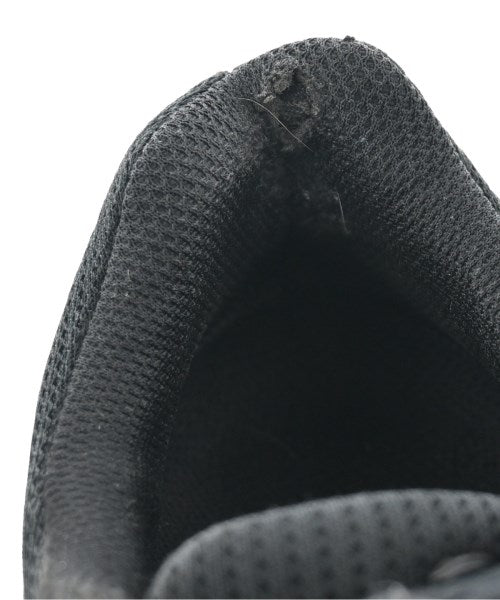 asics รองเท้าผ้าใบ