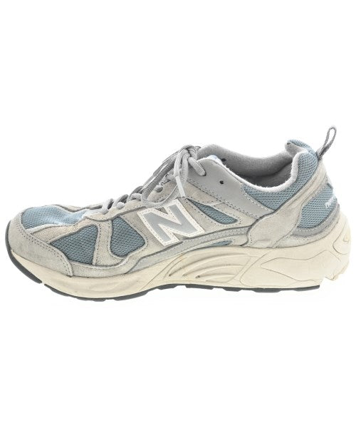 New Balance รองเท้าผ้าใบ