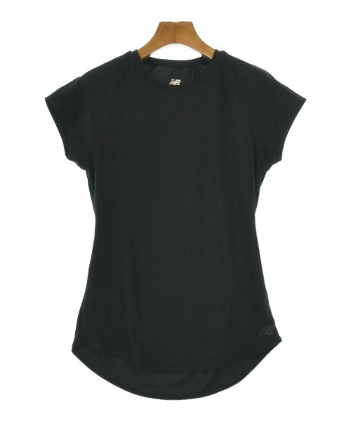 New Balance เสื้อยืด/เสื้อท็อปส์