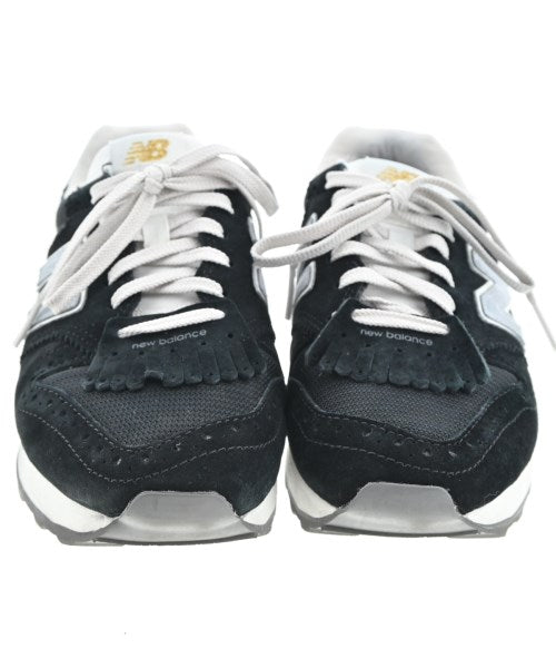 New Balance รองเท้าผ้าใบ