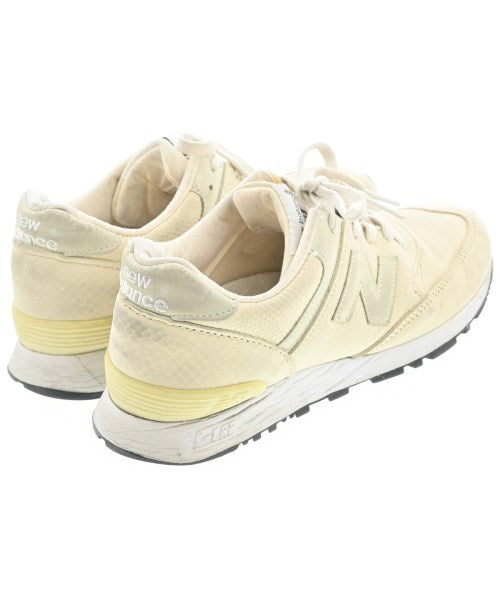 New Balance รองเท้าผ้าใบ