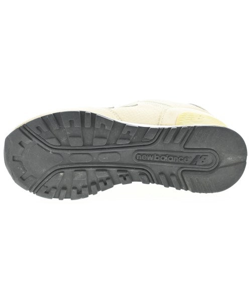 New Balance รองเท้าผ้าใบ